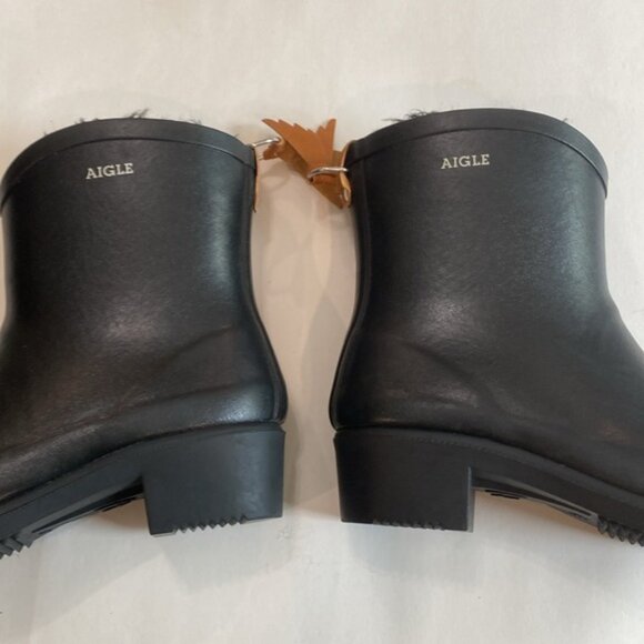 Aigle Miss Juliette Ankle Rain Boots Size 6 Black Faux Fur Lined Boots - Picture 10 of 12